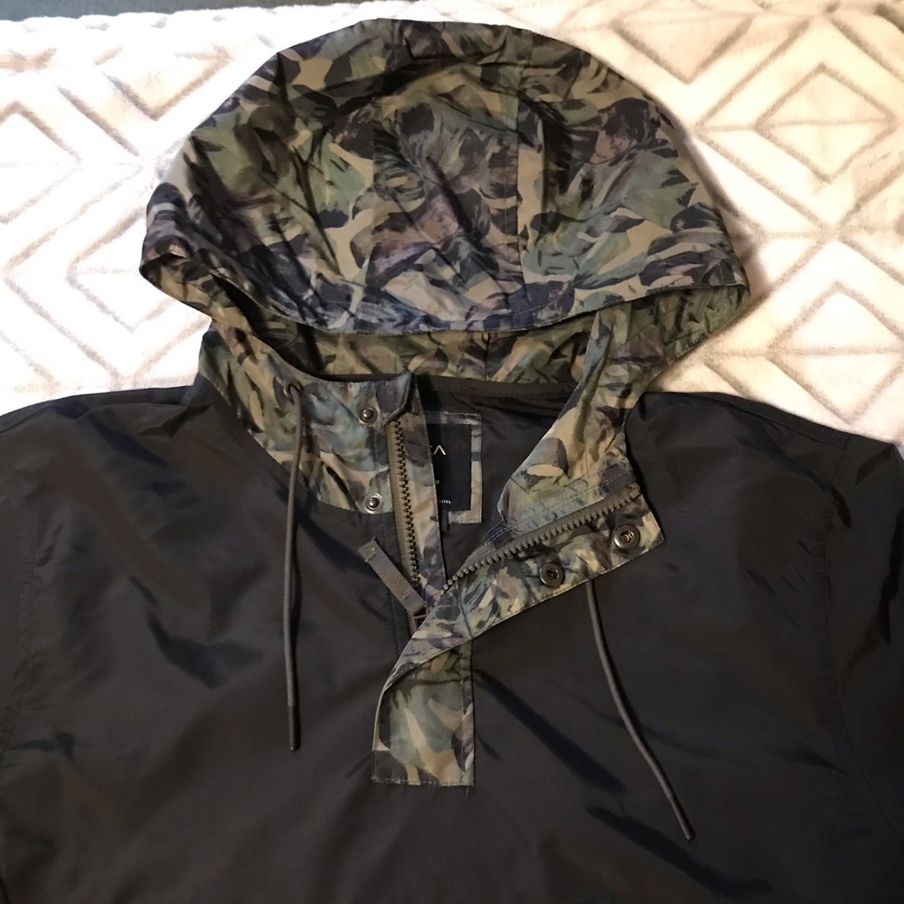 RVCA jacket - Picture 3 of 4